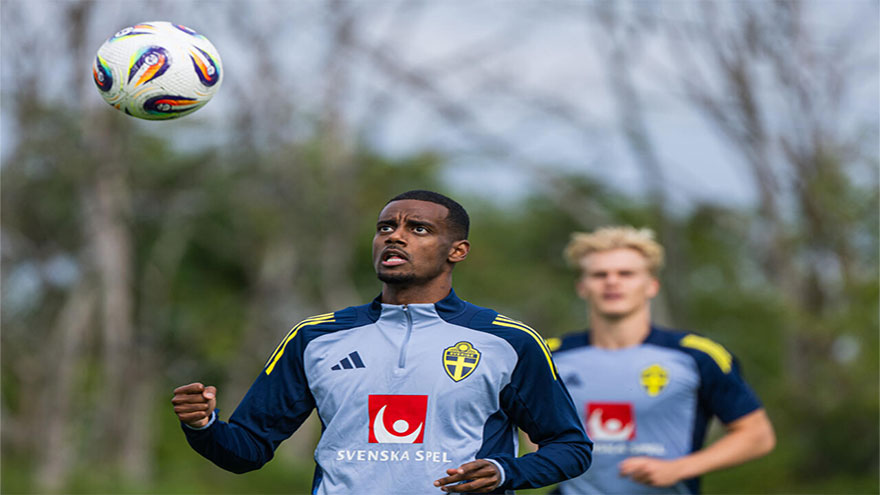 Ferdinand says 'nice guys don't win' after Isak transfer saga