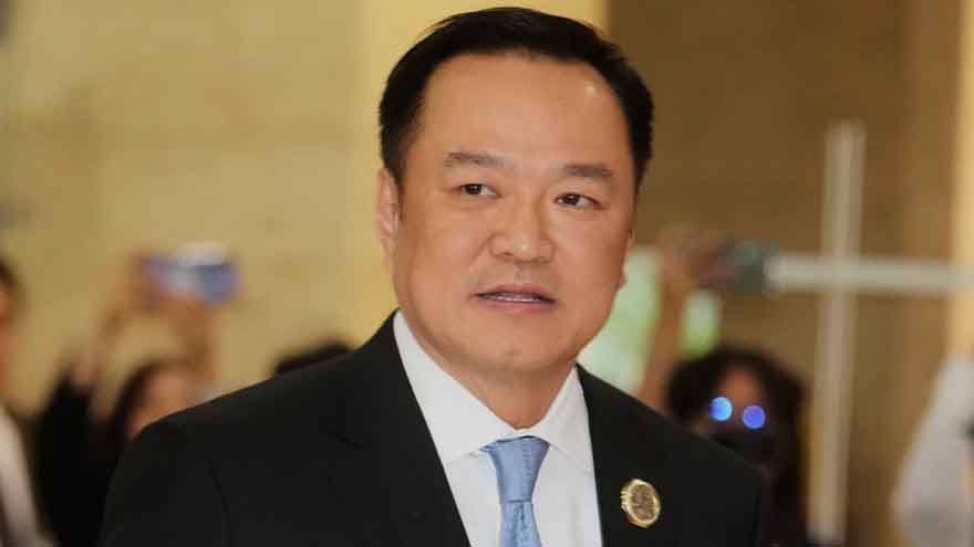 Thai lawmakers to vote for a new prime minister as candidates promise an early election