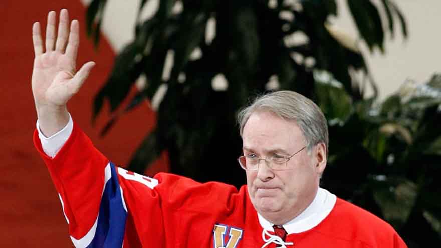 Hall of Fame Canadiens goaltender Ken Dryden dies of cancer at age 78