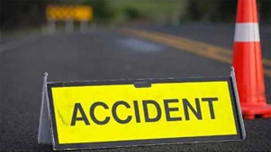 Dumper, car collision claims five lives on motorway in Abbottabad