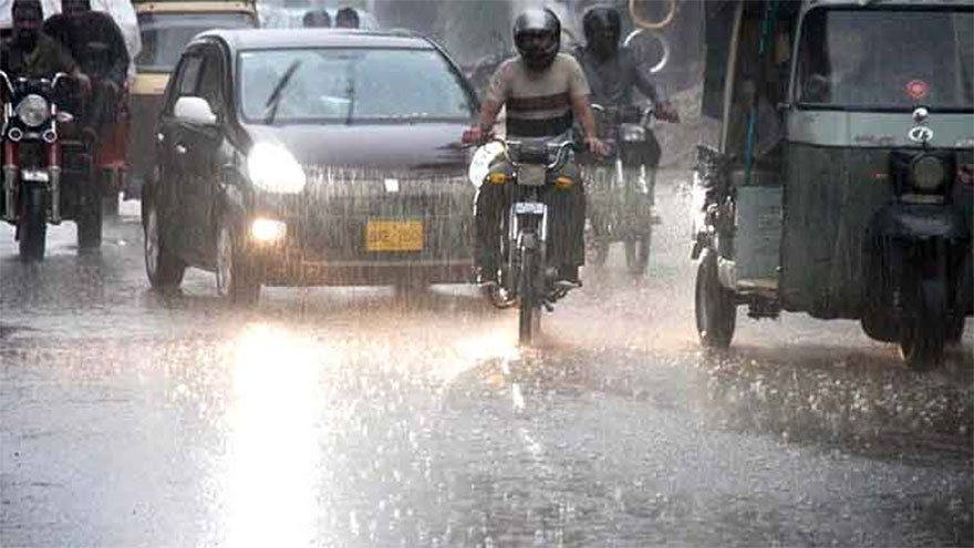 Lyari, Malir streams overflow as heavy monsoon rains wreak havoc in Karachi