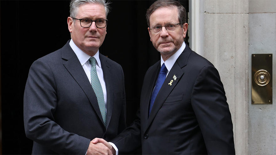 UK's Starmer hosts Israeli president for tense visit
