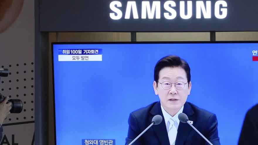 South Korea president says Korean companies will hesitate to invest in US without better visa system