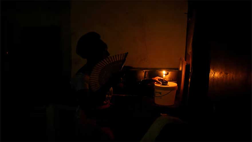 Cuba says power slowly returning after nationwide blackout
