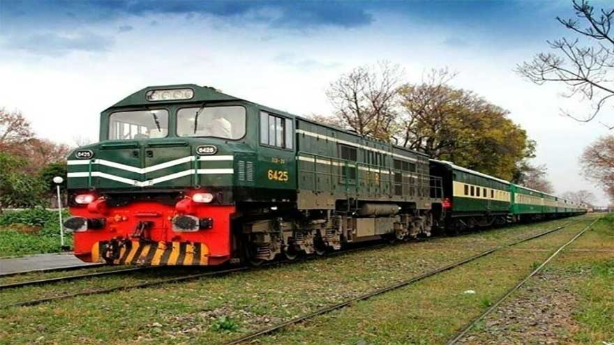 Minister Hanif Abbasi vows to improve railway infrastructure