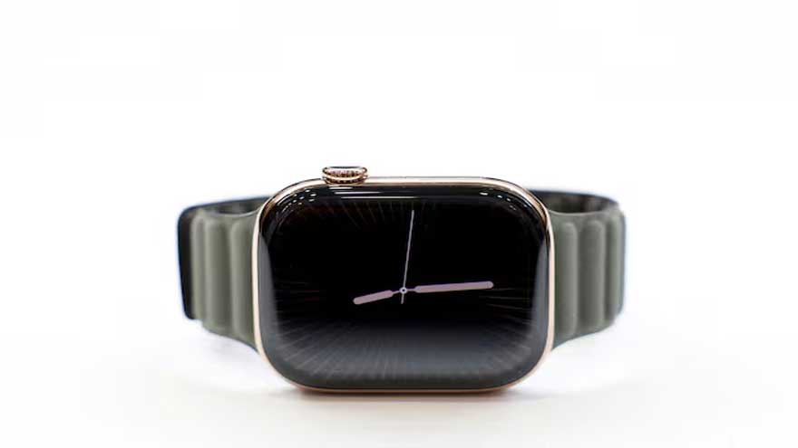 US FDA clears Apple Watch hypertension feature