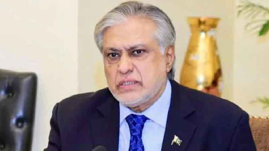 FM Dar reaches Doha for Arab-Islamic summit on Israeli attack