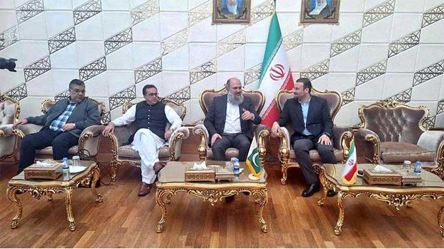 Commerce Minister Jam Kamal reaches Iran to attend joint economic commission