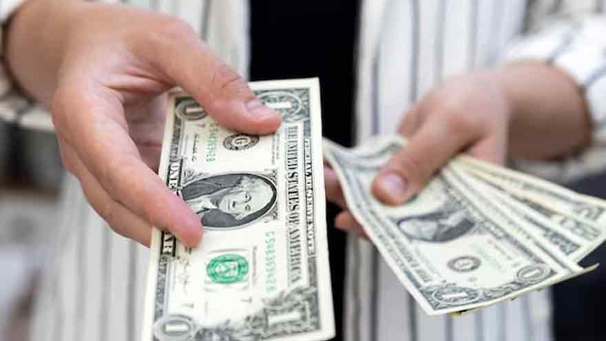 Dollar steadies ahead of Fed meeting