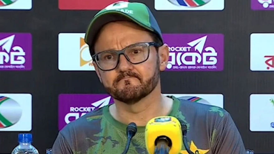 Pakistan coach disappointed India did not shake hands at Asia Cup