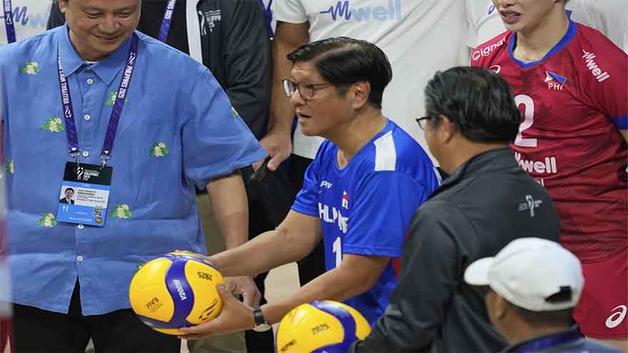 Philippine president supports public outrage over corruption but says protests should be peaceful