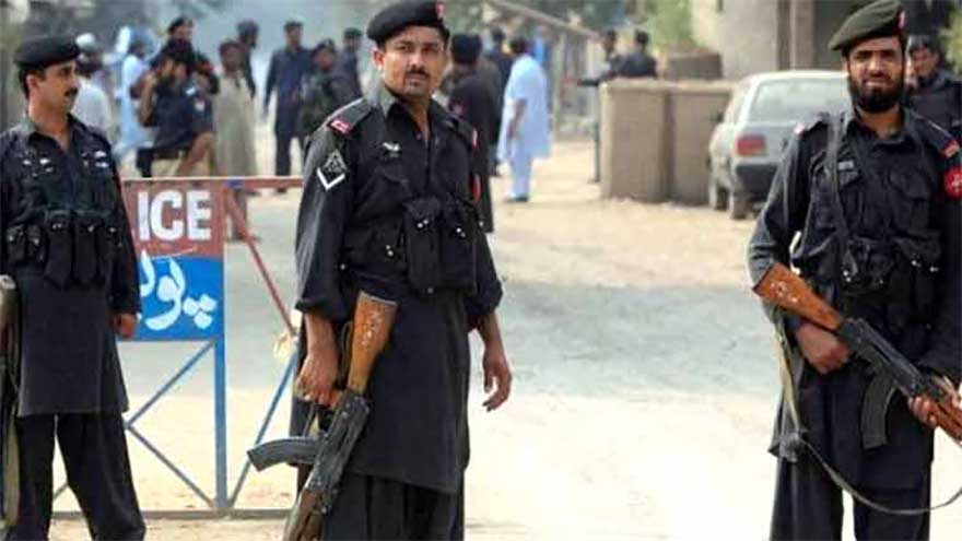 Constable killed, SI injured as POs open fire on police in Charsadda