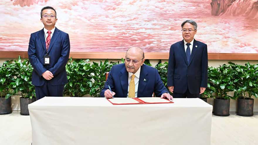 Pakistan, China sign MoUs in multiple projects