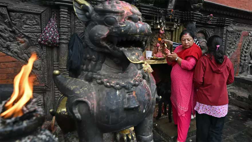 Nepal mourns its dead after anti-corruption protests