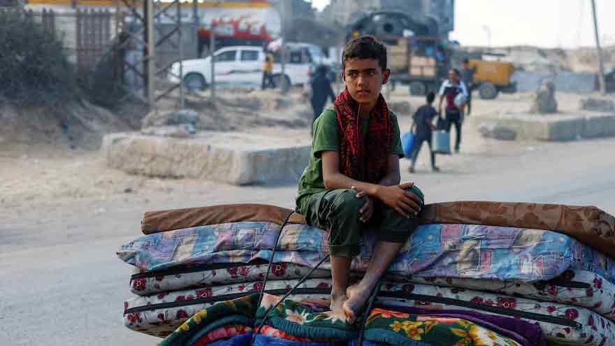 UN warns on supplies for famine-stricken north Gaza after Israel shuts crossing