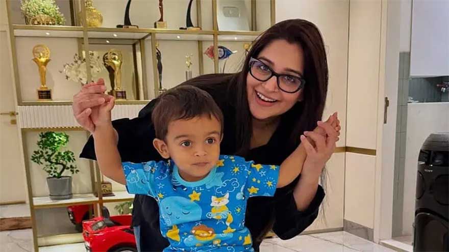 Dipika Kakar teaches son basics of Quran learning, video goes viral