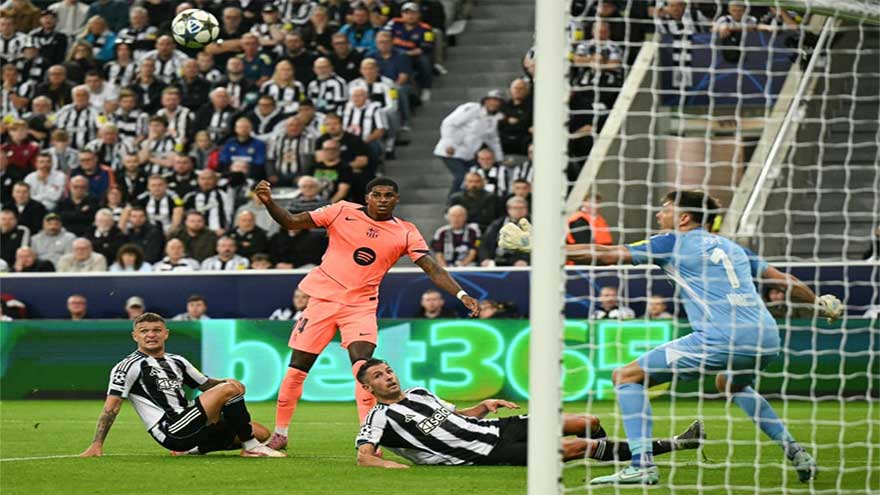 Rashford bags first Barca goals to seal win at Newcastle