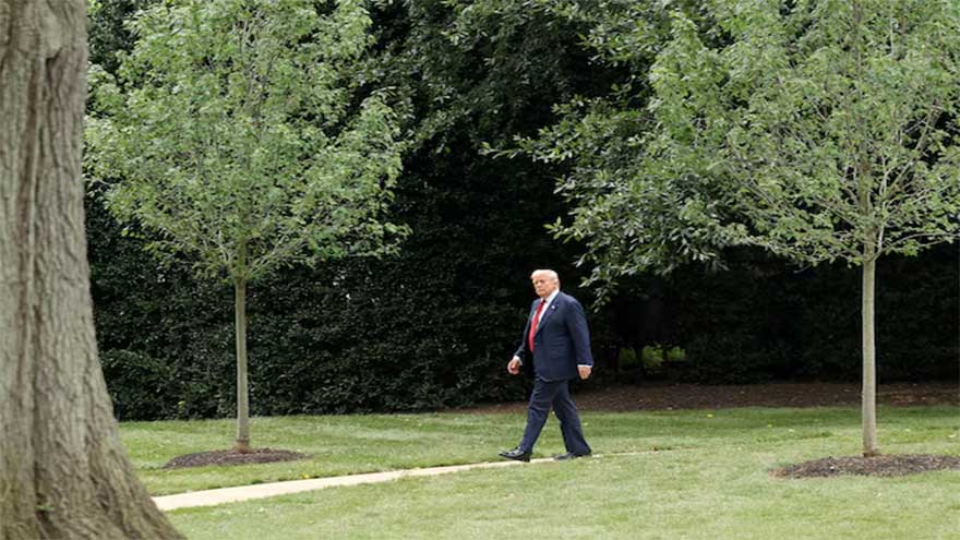 After diplomatic blitz on Ukraine and Gaza, Trump moves to passenger seat