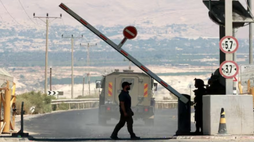 Israel to close West Bank-Jordan crossing from Wednesday, Palestinian border authority says