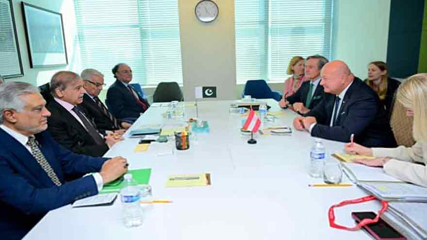 PM Shehbaz exchange views with Austrian Chancellor at UNGA