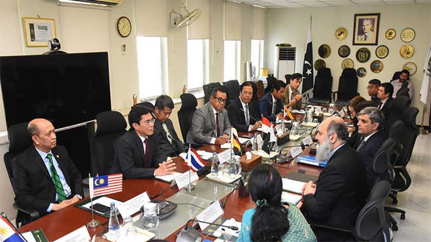 ASEAN members urged to invest in Pakistan's special economic zones 