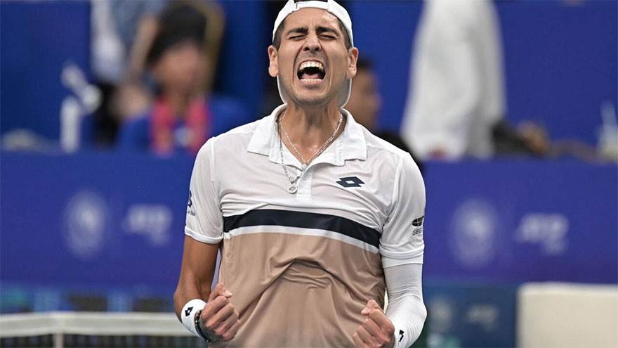 Tabilo stuns Musetti for Chengdu title, Bublik wins in Hangzhou