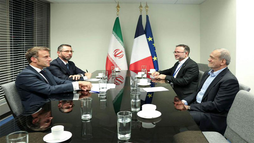 France, US tell Iran still chance to avoid nuclear sanctions