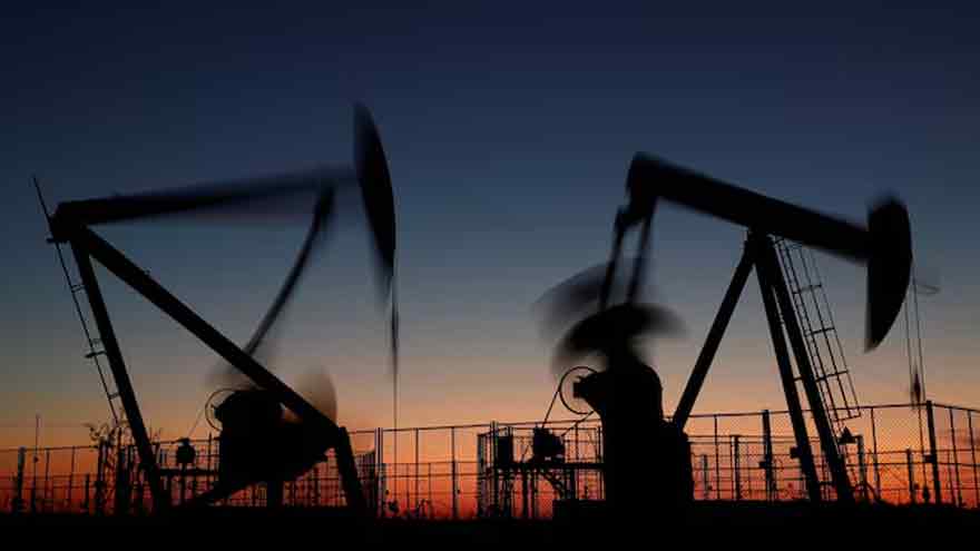 Oil prices dip as investors take profits after seven-week high