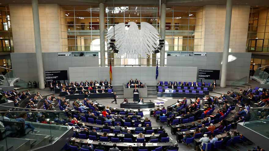 German parliament appoints three new judges to Constitutional Court