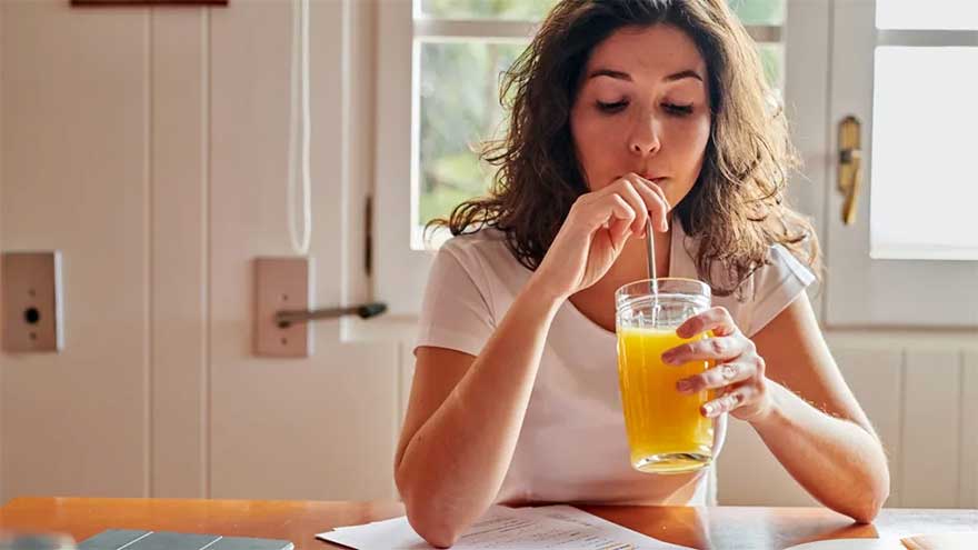 Sugary drinks linked to higher depression risk in women