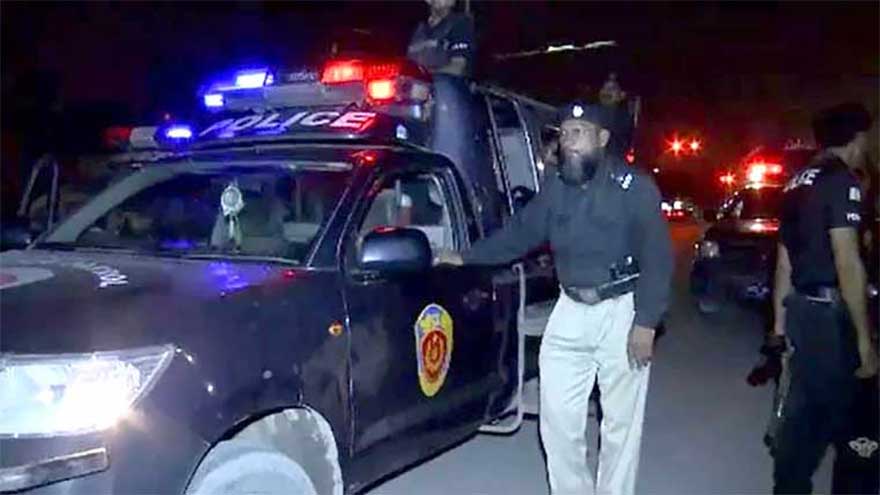 Three suspected robbers arrested after 'encounter' in Karachi