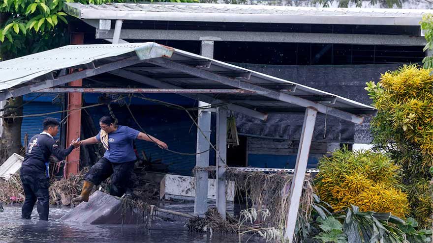 Taiwan rescuers battle thick mud to look for missing from Super Typhoon Ragasa