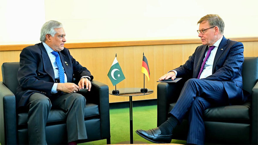 Ishaq Dar, German FM discuss regional, global issues