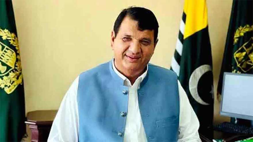 Amir Muqam calls PTI Peshawar rally a flop show