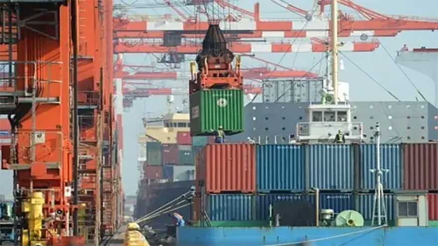 Pakistan's bilateral trade with Central Asian states, Afghanistan rose to $2.4bn in FY25