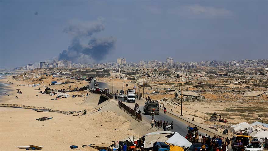 Trump optimistic on Gaza peace deal; Hamas says it lost contact with two hostages in Gaza City