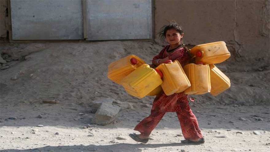Kabul's wells run dry, driving children out of class and into water queues