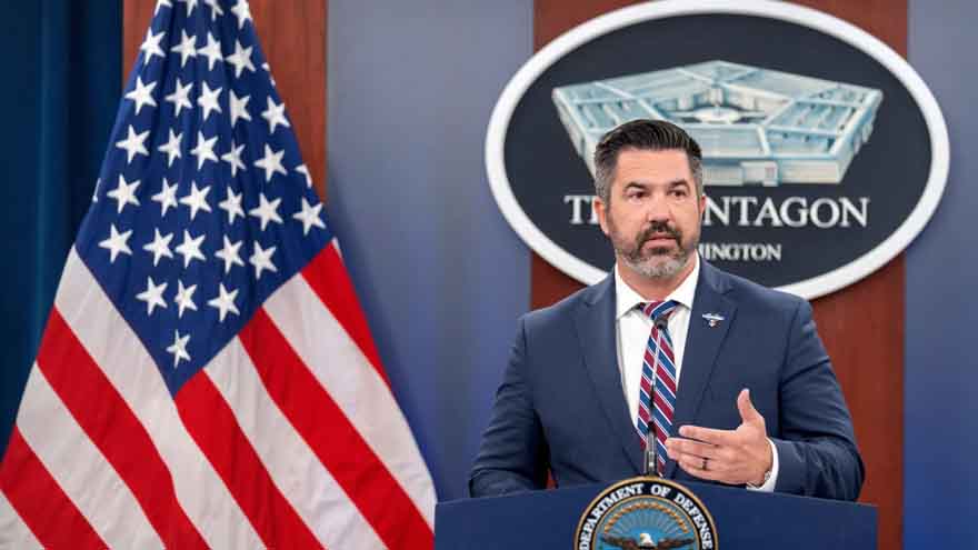 A new policy on access at the Pentagon has journalists and the Trump administration at odds