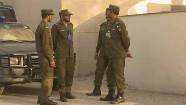 گجرات میں بھی ڈاکوؤں کی فائرنگ سے کانسٹیبل شہید