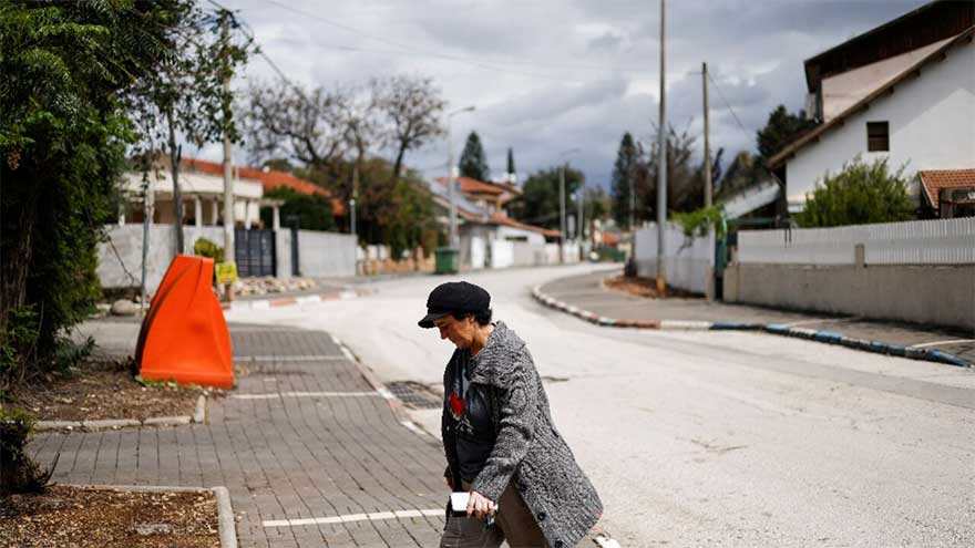In Israel's north, war-weary residents feel abandoned by government