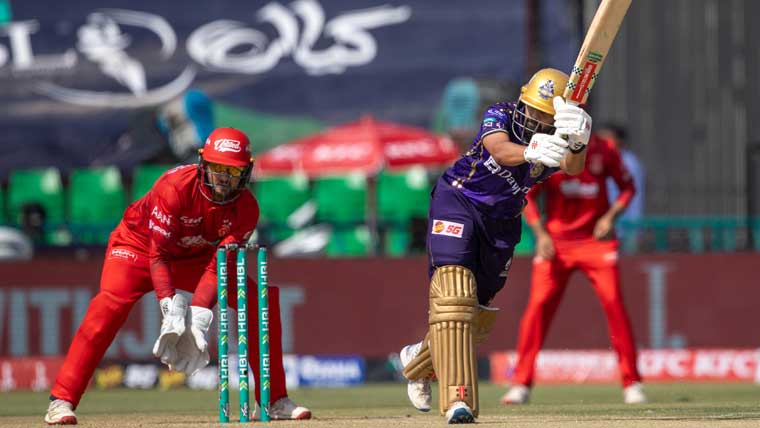 پی ایس ایل 11: گلیڈی ایٹرز کا اسلام آباد یونائیٹڈ کو 184 رنز کا ہدف 