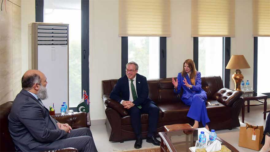 Pakistan, UK discuss potential free trade agreement