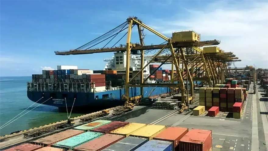 Minister orders 30-day plan to clear port congestion as transshipment rises