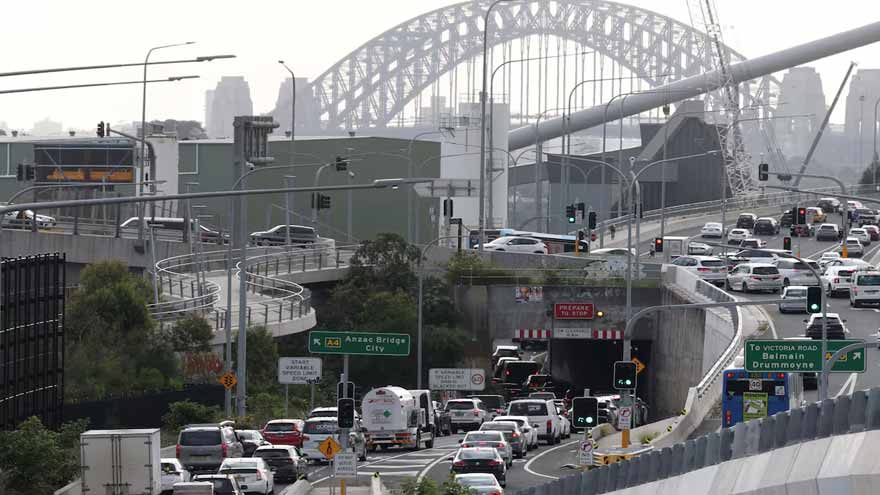 Dunya News Stick to Easter travel, Australians told, though hundreds of petrol stations dry