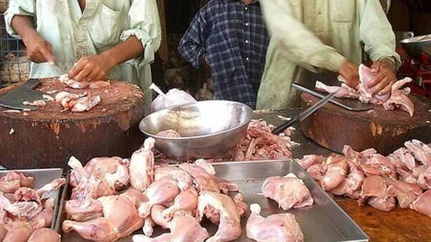 Petrol price hike pushes chicken prices up in Peshawar