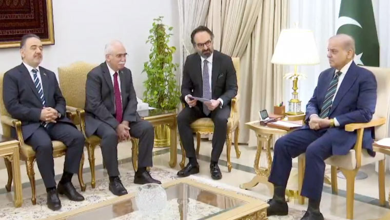 پاک ترکیہ برادرانہ تعلقات تیزی سے معاشی شراکت داری کی جانب گامزن ہیں: وزیراعظم