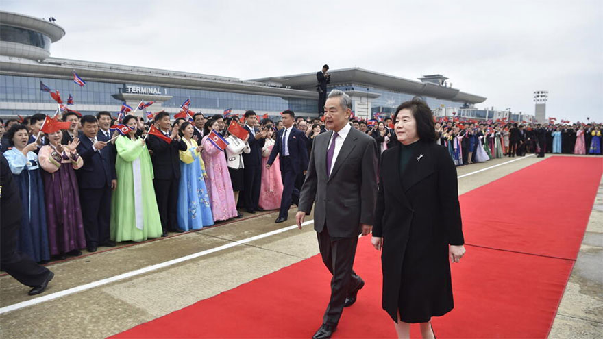 China FM vows deeper ties with North Korea on trip to Pyongyang