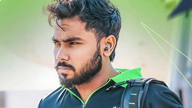 لاہور قلندرز کے پرویز حسین پی ایس ایل سے باہر