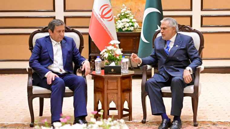 اسحاق ڈار سے ایرانی مرکزی بینک کے گورنر کی ملاقات، سفارتی کوششوں کو سراہا