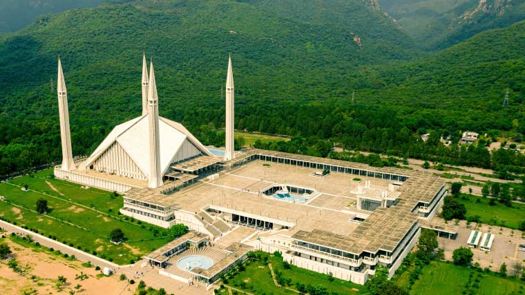 فیصل مسجد…جدید اسلامی فن تعمیر کا شاہکار